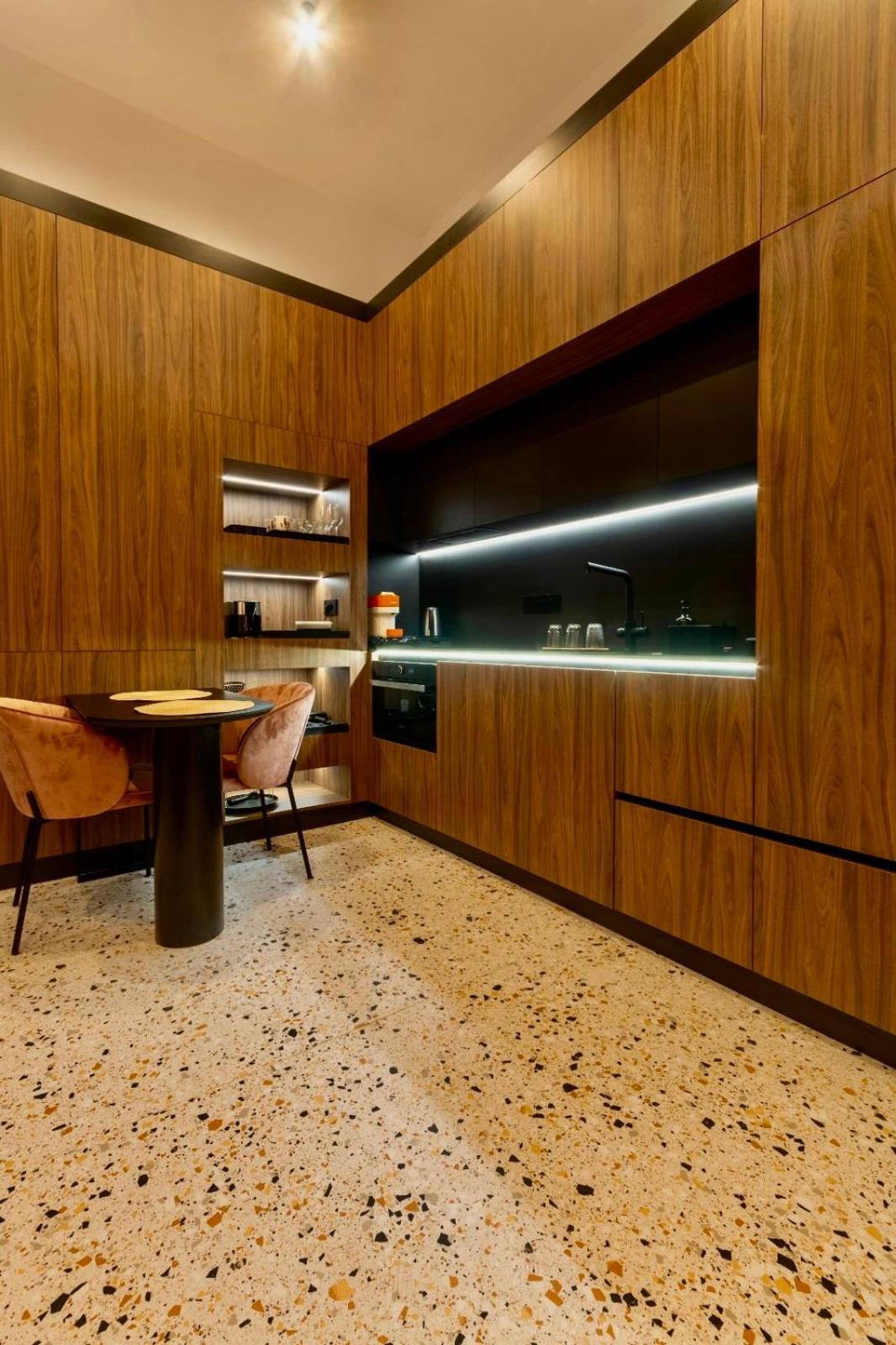 Jais Home-Moon Apartment Old Town كلوج-نابوكا المظهر الخارجي الصورة